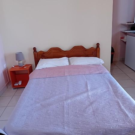 Valta'S Room 2 Paleros 外观 照片