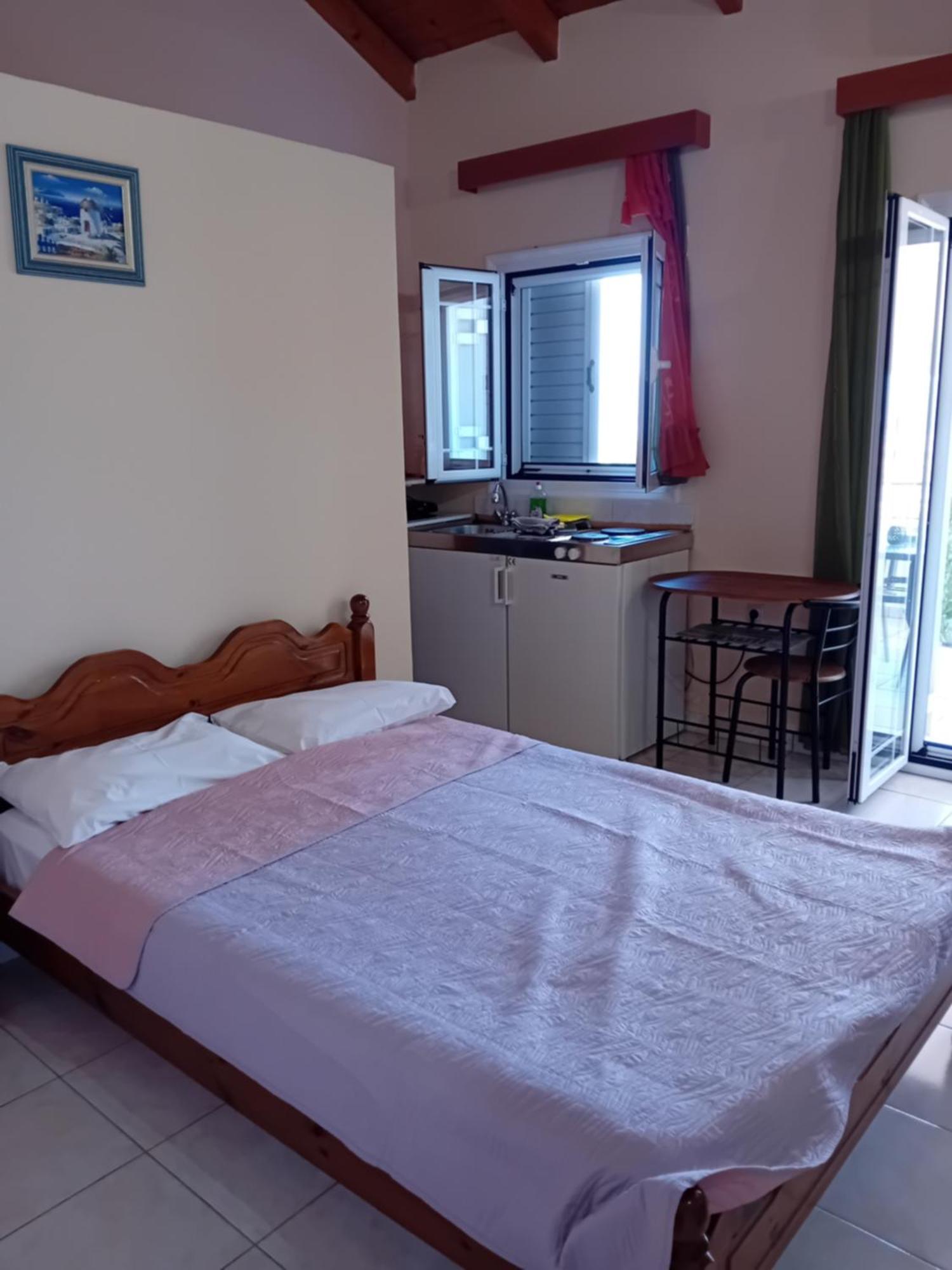 Valta'S Room 2 Paleros 外观 照片
